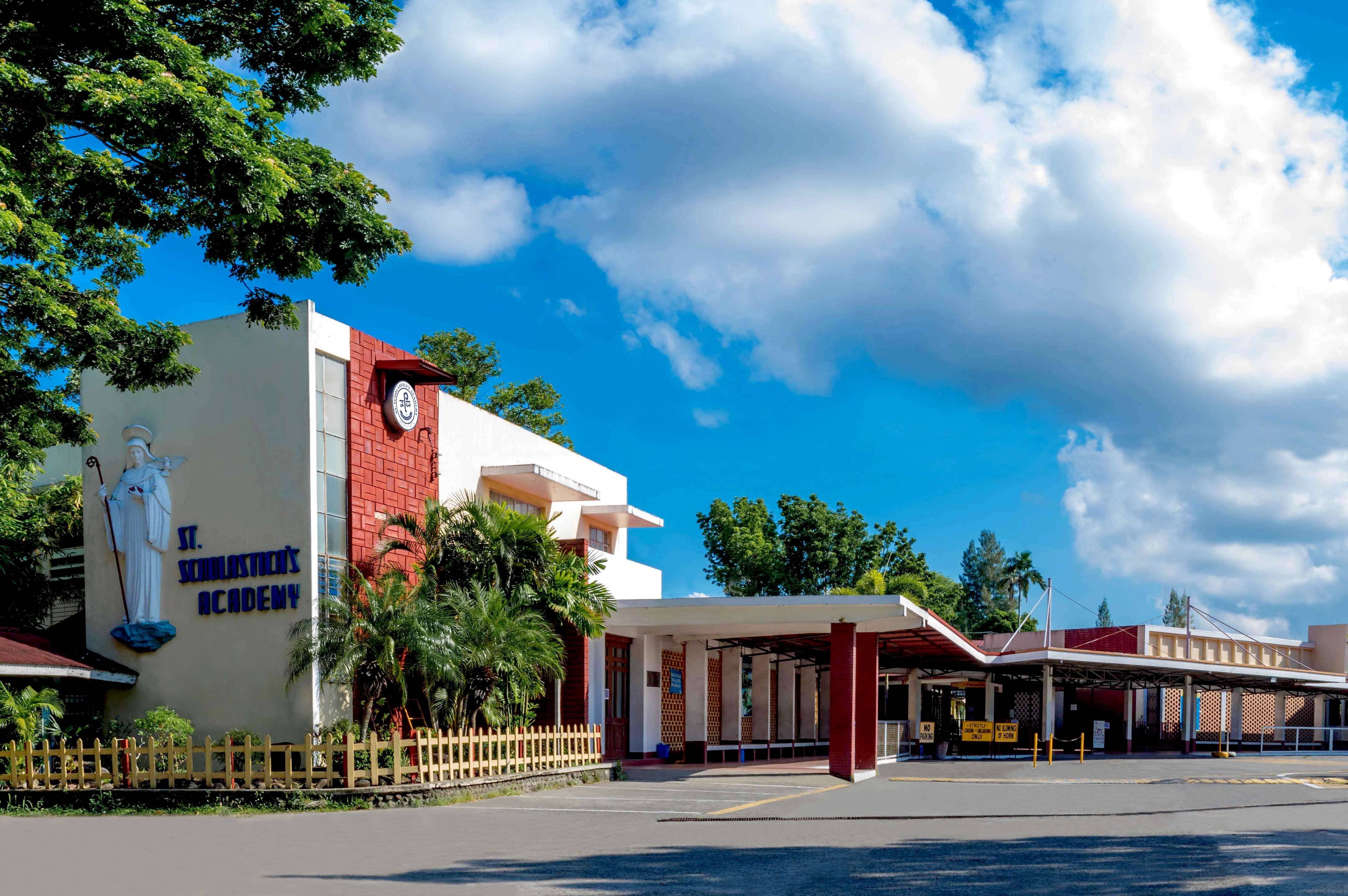 tourism school in bacolod